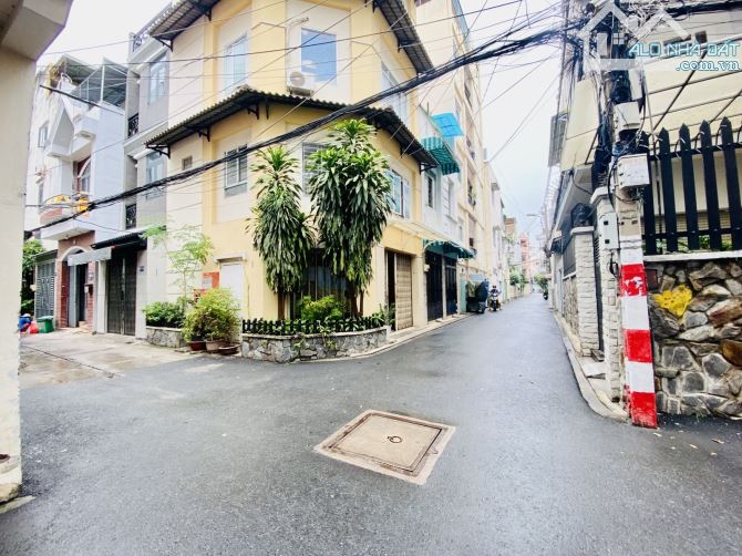 Bán nhà Tân Bình - sát nhà Ga T3 - full nội thất - hẻm xe hơi. Ngang khủng 5m - 11
