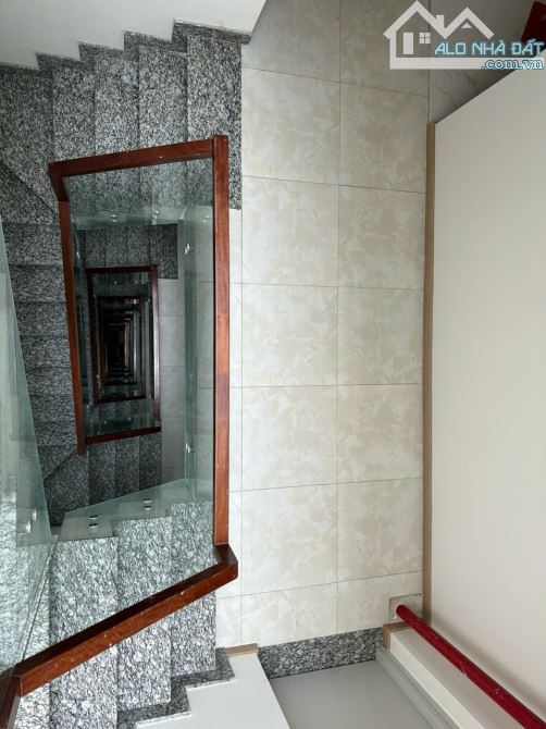 Mặt Tiền Tòa nhà hầm 8 Tầng Ung Văn Khiêm P 25 Bình Thạnh DT 6 X35. HDT 200 Triệu giá 60ty - 11