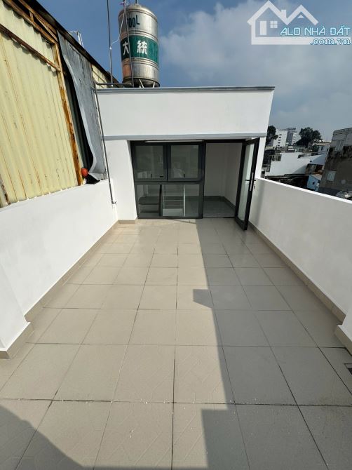 Bán Nhà Mặt Tiền Quận 5 , Đường Phan Văn Trị. - 11