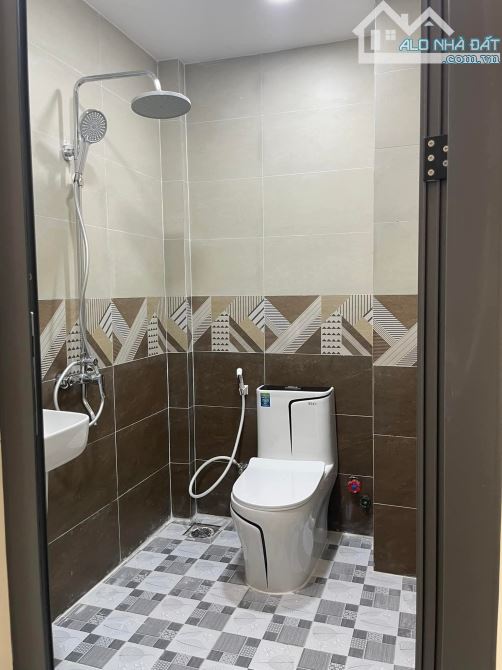 NHÀ MỚI XÂY TUYỆT ĐẸP, GIÁ RẺ HẺM OTO NGAY ĐẶNG VĂN BI. 1T1L 2PN 2WCWC - 11