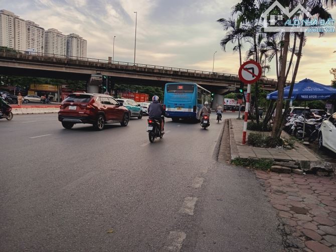 Bán Lô Đất mặt ngõ 6 Ô tô tránh - 3 mặt tiền - Linh Đàm DT 442m2, MT 21m, Giá 145 tỷ - 1