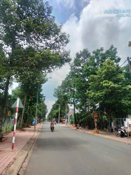 Bán đất thổ cư 5x30m giá rẻ TP. Thủ Dầu Một sổ hồng riêng gần UBND Phường Tương Bình Hiệp - 1