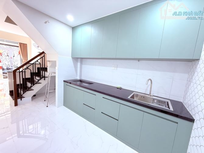 NHÀ QUANG TRUNG, HẺM 3 GÁC - 2 TẦNG - 32m2. CHỈ NHỈNH 3 TỶ - 1