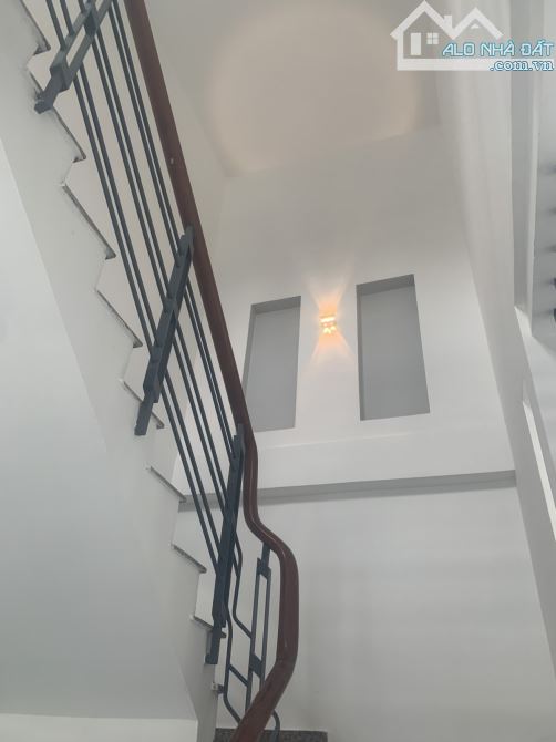 BÁN NHÀ RIÊNG 2 TẦNG - MẶT TIỀN TCH 34  - 68M2.- KINH DOANH ĐA NGHÀNH - GIÁ CHỈ 5,2 TỶ - 1