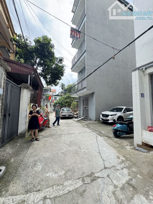 Bán “Lô đất hiếm “Nguyễn Sơn – 69m², 7 chỗ đỗ cửa  – ngõ rộng mênh mông, chỉ 13.6 tỷ” - 1