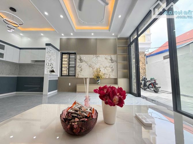 Hàng hiếm NHÀ 3 TẦNG XÂY MỚI LÔ GÓC 2 MẶT THOÁNG  🍀 Ngõ 246B Đà Nẵng(Toàn Lộc),Ngô Quyền, - 1