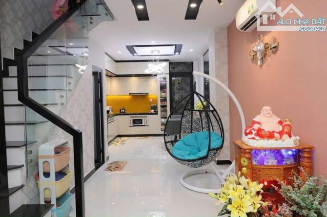 Tài chính 4 tỷ 300 sở hữu nhà Trần Đình Trọng, Tân Phú, 64m2, sổ hồng riêng - 1