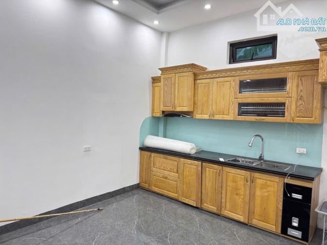 LA PHÙ 41M2 4 TẦNG 2 -  THOÁNG GẦN Ô TÔ - GIÁ 4,X TỶ - 1
