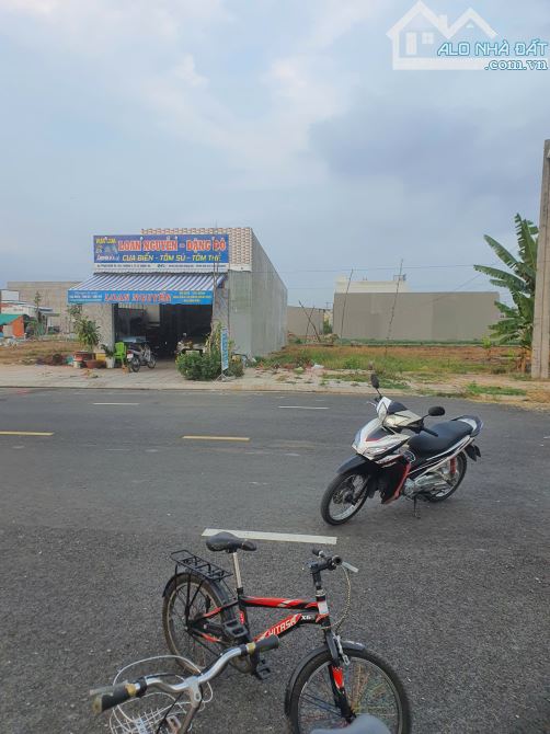 BÁN CẶP NỀN ĐẸP ĐƯỜNG PHẠM XUÂN ẨN, PHƯỜNG4, TP VỊ THANH, HẬU GIANG - 1