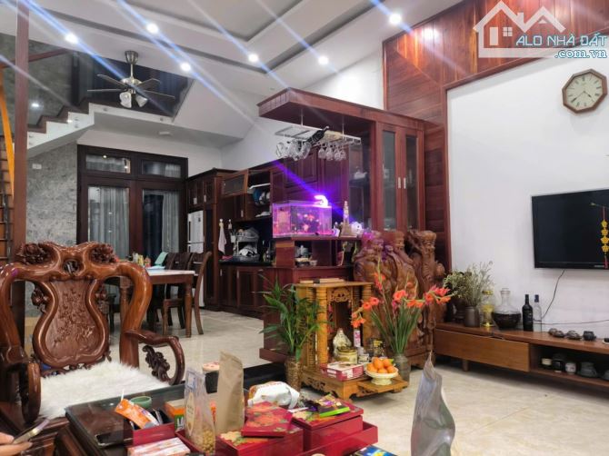 NHÀ 3 TẦNG MẶT TIỀN HÒA XUÂN CON ĐƯỜNG HUYẾT MẠCH - VĂN TIẾN DŨNG, Đ. 10,5M KINH DOANH_ HI - 1