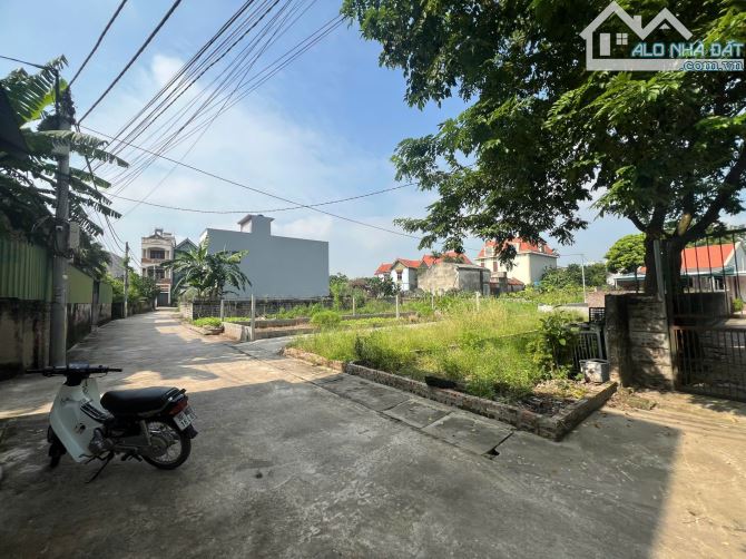 💥 LÔ ĐẤT ĐẸP ĐƯỜNG THÔNG 2 Ô TÔ CHÁNH 👉 CHƯƠNG DƯƠNG - THƯỜNG TÍN -HÀ NỘI  🎄 Diện tích - 1