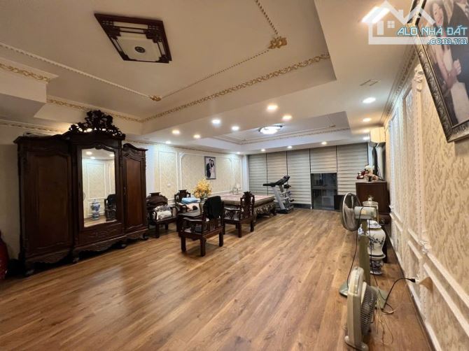 BÁN TÒA NHÀ TỔ HỢP DÒNG TIỀN KHỦNG PHƯỜNG QUAN HOA; 220M2 10 TẦNG GIÁ TỐT - 1