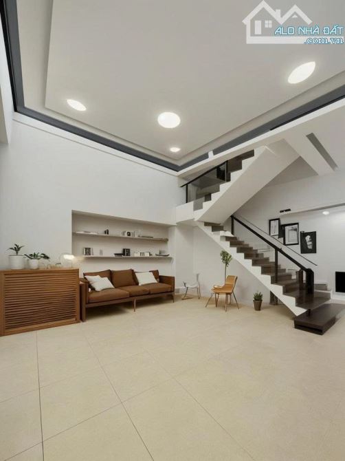 Nhà 3 Tầng Mới, Hẻm Ô Tô  Đường 9, Linh Tây, Thủ Đức - 64.3M², 6.3 Tỷ TL - 1