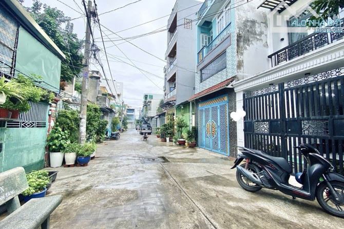 Bán nhà hẻm xe hơi, Đông Hưng Thuận 5, Quận 12, 125 m² (7.8m x 16m) - Giá 9.5 tỷ TL - 1