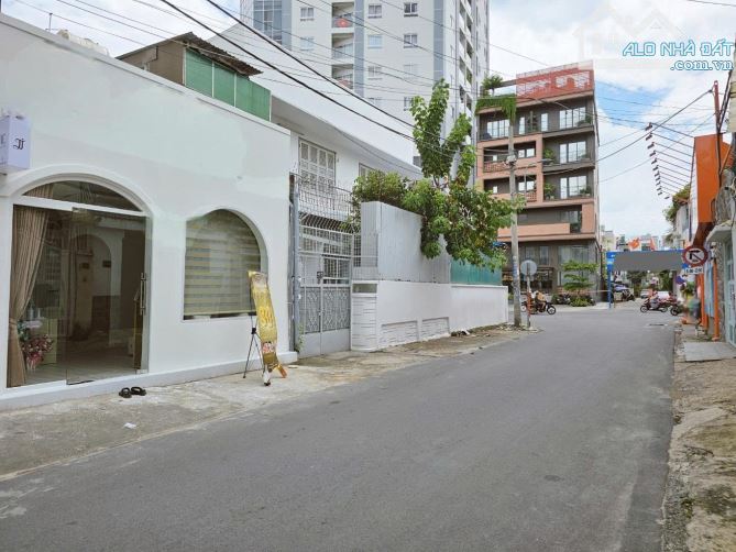 Bán gấp CHDV Phú Nhuận đang cho thuê, HXH Phan Đăng Lưu, 5 tầng chỉ 13,8 tỷ - 1
