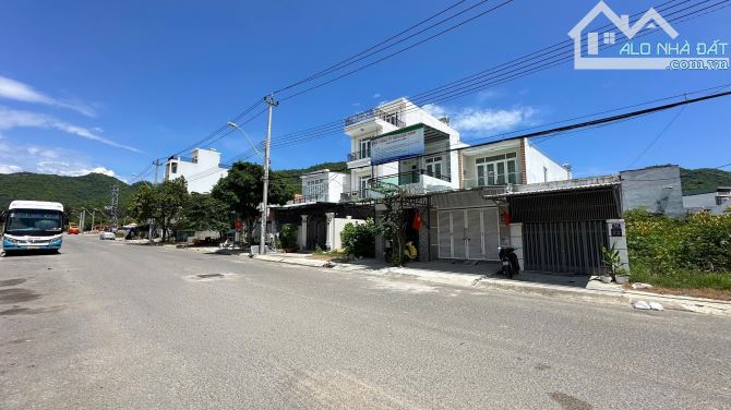 Bán Nhà Cấp 4 Đường Trần Khát Chân Hòn Xện Bắc Nha Trang - 1