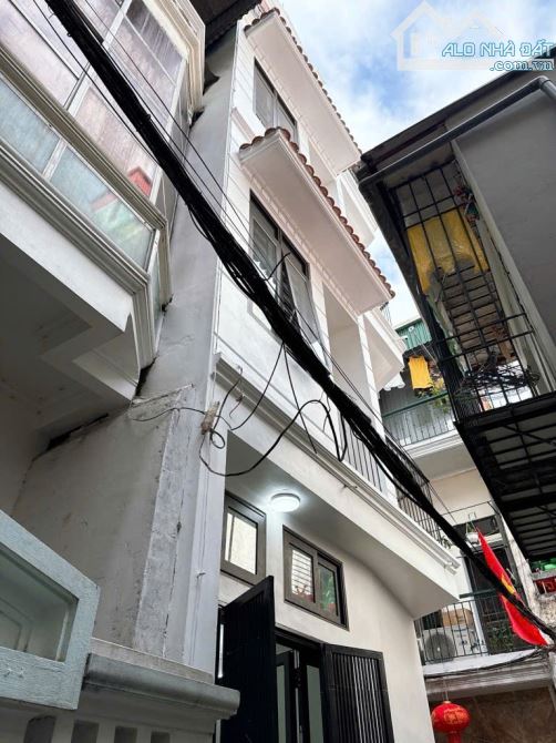 Lô Góc- Hoàng Hoa Thám - Thụy KHuê, 10m ra ô tô, DT 50m, chào 10.5 tỷ - 1