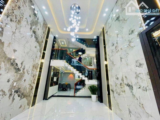 Nhà Giáp ranh Gò Vâp ngay Ngã 4 Ga ( 4m x 15.5M ) 3 Lầu ( 4 Phòng Ngủ ) Q12 - 1
