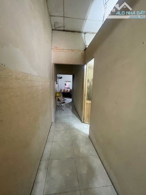 Nhà mặt tiền Phan Đăng Lưu, Thủ Dầu Một. Diện tích: 4,65x37 tổng 175.9m có 149.9m2 thổ cư - 1