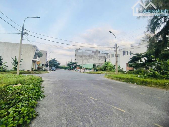 BÁN ĐẤT MẶT TIỀN ĐƯỜNG NGUYỄN PHÚC TẦN, PHƯỜNG 10, VŨNG TÀU,VỊ TRÍ ĐẮC ĐỊA, GIÁ TỐT 8,6T ! - 1