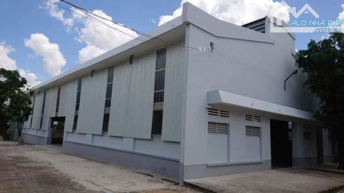 Bán nhà mặt tiền 8.318m2 giá 175 tỷ Đường Dương Công Khi - 1