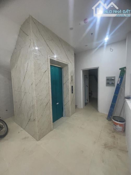 Bán nhà-Mỹ Đình-DT 55m-Nhỉnh 8 tỷ-Ô Tô Vào Nhà- full nội thất - 1