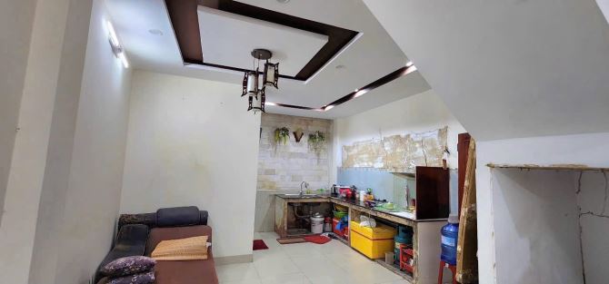 Nhà 3 Tầng Kiệt 6m Huỳnh Ngọc Huệ Cách Đường 100m - 1