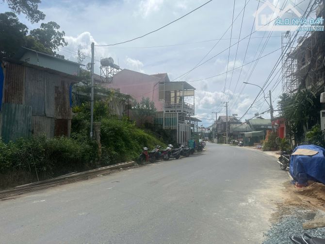 BÁN ĐẤT MẶT TIỀN, P5, ĐÀ LẠT 230M2 FULL THỔ GIÁ CHỈ 15 TỶ THƯƠNG LƯỢNG - 1