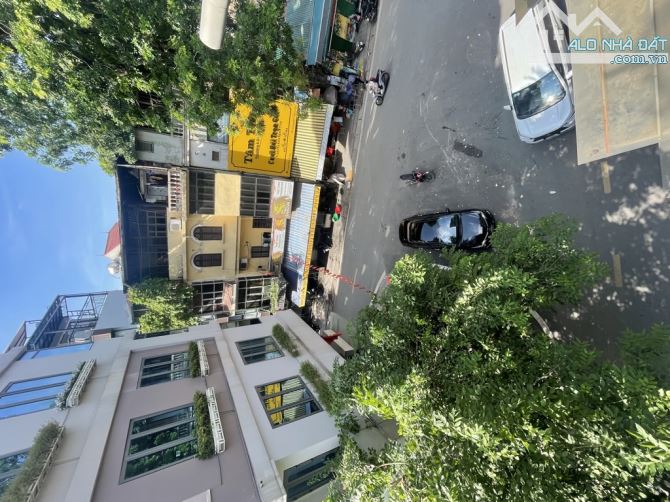 GIA ĐÌNH CẦN BÁ.N GẤP nhà phố hàng than