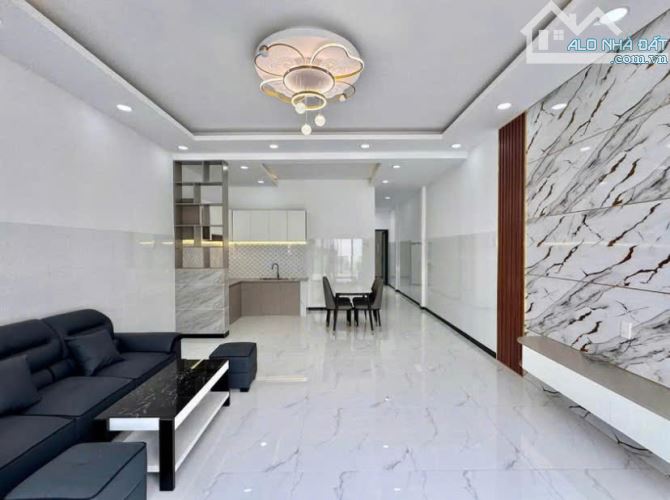 Hót Cấp 4 Giá Rẻ Chỉ 1,4 Tỷ Hơn . Sổ Riêng Gần Giáo Xứ Tân Triều - 1