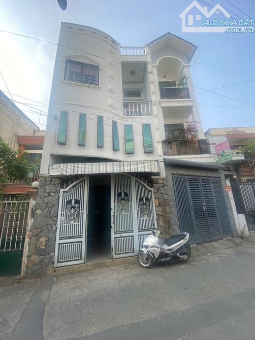 Em chính chủ cần bán căn nhà Hoàn Công gần Vincom BH bệnh viện Hoàn Mỹ kế bên - 1