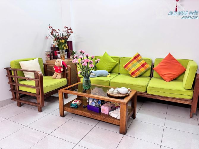Chung cư CT1 Vĩnh Điềm Trung DT 63.5mv có 2PN, nội thất đẹp, sổ hồng lâu dài, đủ tiện ích - 1