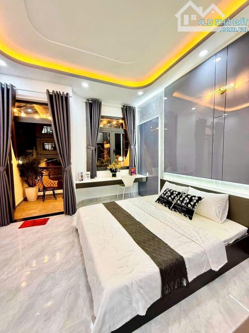 GẦN CHỢ HẠNH THÔNG TÂY - 56M2 ( 4 x 14) - 2 TẦNG - 3 PN - CÓ PN TRỆT. - 1