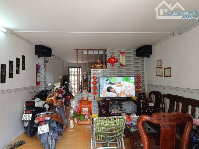 Bán nhà dân 1 đời chủ, chính chủ, nhà kiên cố chờ 4 lầu Tạ Quang Bửu - 1