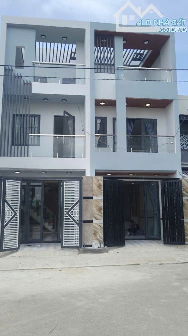 Mỹ Hạnh Bắc Khu dân cư Cát Tường Phú Sinh nhà 2 lầu rất đẹp và sang trọng - 1