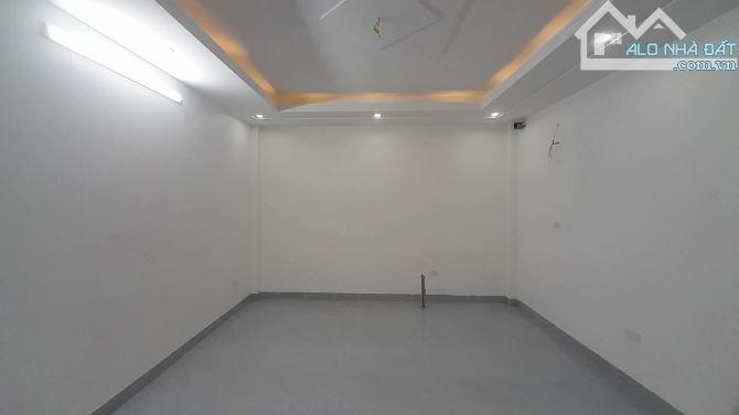 💥Bán nhà 5 tầng , thang máy tại Tôn Đức thắng  👉Vị trí ngay Cầu an dương 1  Đường ô tô t - 1