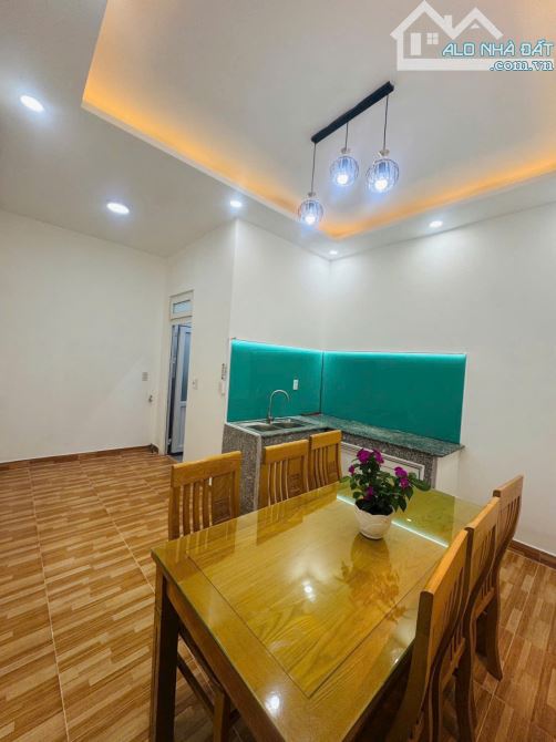 BÁN NHÀ ĐƯỜNG HỒ XUÂN HƯƠNG,P9 - GIÁ 2 TỶ 05 - 1