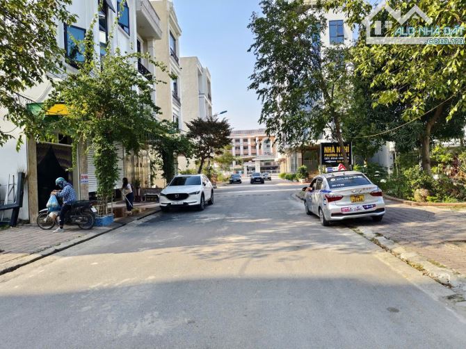 Chính chủ bán 2 lô Liền Nhau view vườn hoa giãn dân Bò Sơn 3 - P. Võ Cường - TP Bắc Ninh đ - 1