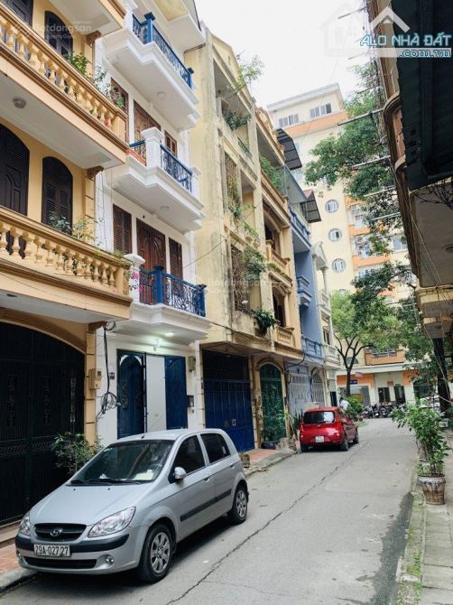 Bán nhà LK Linh Đàm, 31.5 tỷ, kinh doanh đỉnh! Vỉa hè, ô tô tránh, mặt tiền rộng,thang máy - 1