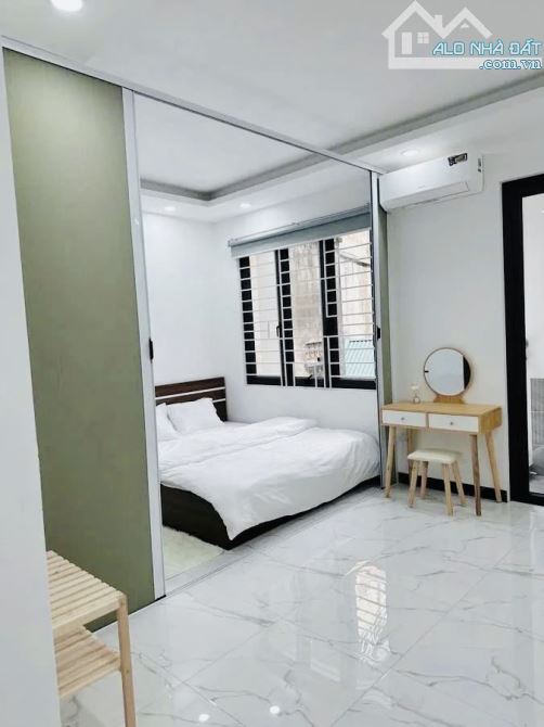 Bán toà ccmn dòng tiền Đội Cấn 104m 8 tầng thang máy 22 phòng full nội thất - 1