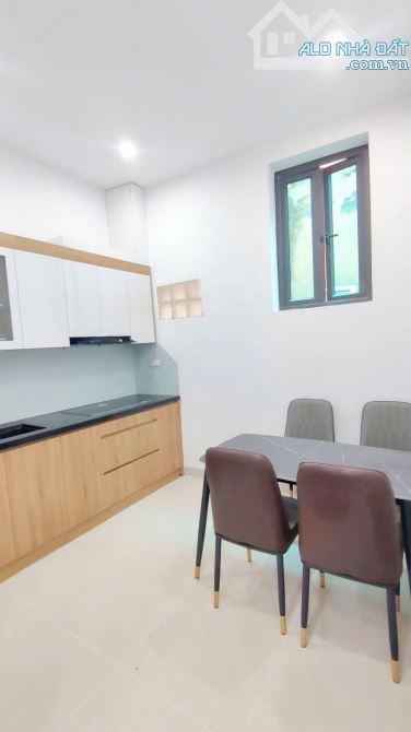 Nhà vừa đẹp vừa nở hậu/4 ngủ - Đốc Ngữ/Ba Đình chỉ hơn 8 đồng - 1
