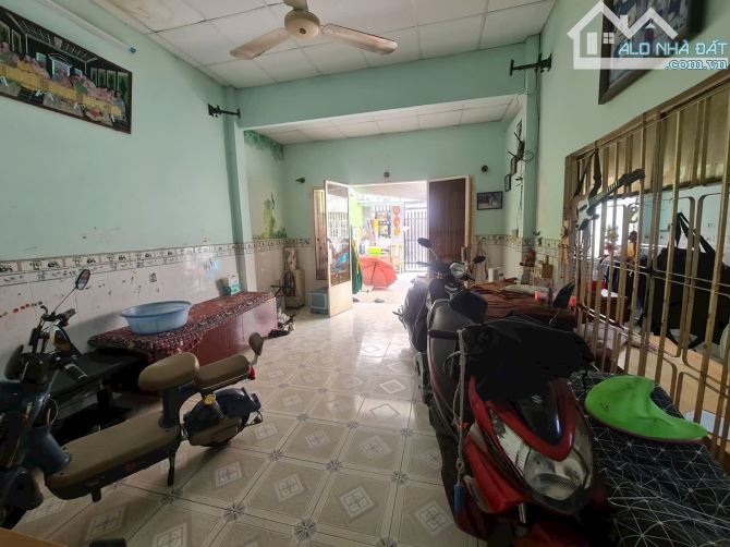 Bán nhà Mặt tiền số 8 Khu VIP Bên Sông HIỆP BÌNH CHANHA THỦ ĐỨC DT: 120m2 Giá 14.9 Tỷ - 1