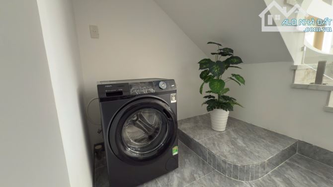 BÁN NHÀ 2 TẦNG DIÊN TOÀN RỘNG 84,1M2 CHỈ 2TỶ450TR GẦN ĐƯỜNG NGUYỄN TRÃI - 1