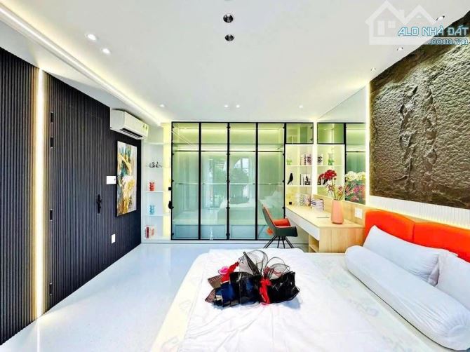 Bán nhà MT đường Phan Văn Sửu, phường 13 Tân Bình; 7*14m 4 tầng - 1