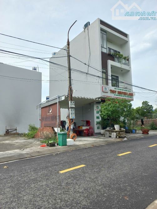 Bán lô 50m2 Hàm Long Núi Đèo trục đường thông giữa 359 và đường máng giá 3,x tỷ - 1