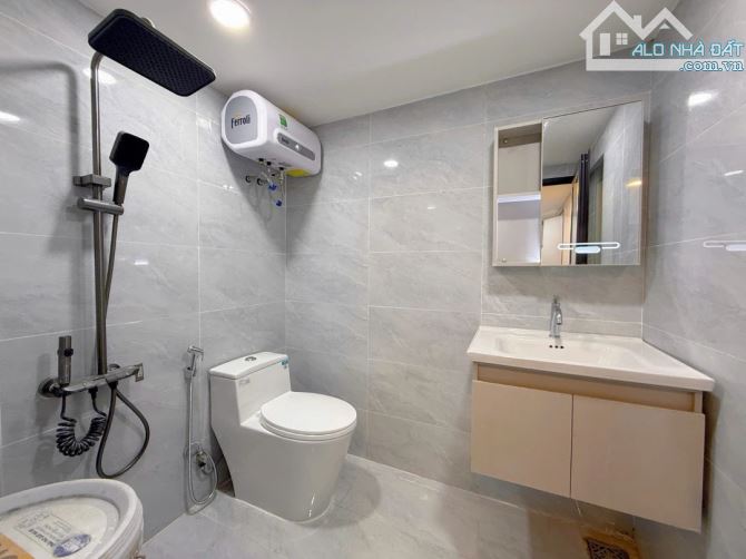 NHÀ ĐẸP ĐƯỜNG NGUYỄN CHÍ THANH TTTP - FULL NỘI THẤT CHỈ VIỆC XÁCH VALI VÀO Ở - GIÁ 4TỶ750 - 1