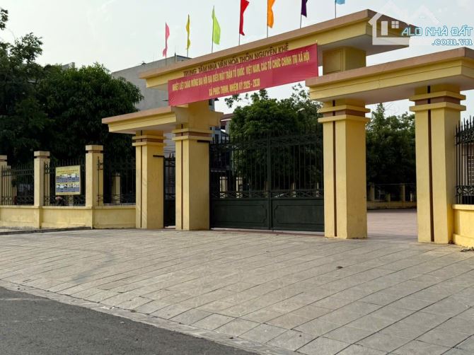 Bán gấp 112m2 đất Nguyên Khê(Phúc Thịnh) hàng xóm tái định cư,kinh doanh cực đỉnh nhỉnh 11 - 1