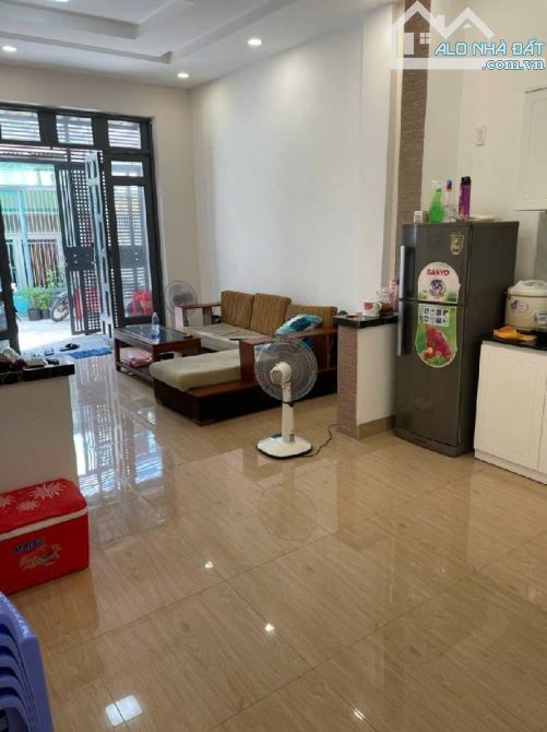 Bán nhà c4 Thống Nhất - 63m2 - 4.8 tỷ - Sổ a4 - Ngay bệnh viện Hồng Đức - 1