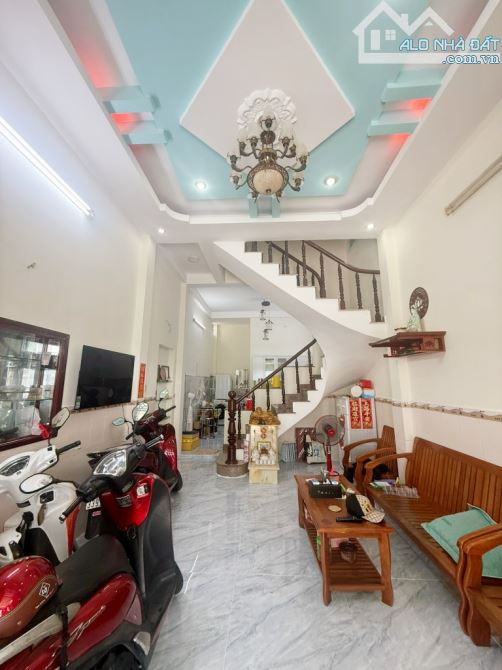 BÁN NHÀ MT KINH DOANH ĐƯỜNG 12M XE HƠI NGỦ NHÀ NGANG 8M 100M2 CẠNH LÊ VĂN QUỚI GIÁ 9.X TỶ - 1