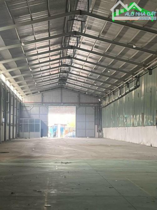 Cần cho thuê kho Bình Thạnh - 200m2 - 28tr - đi đc xe tải 5 tấn - 1
